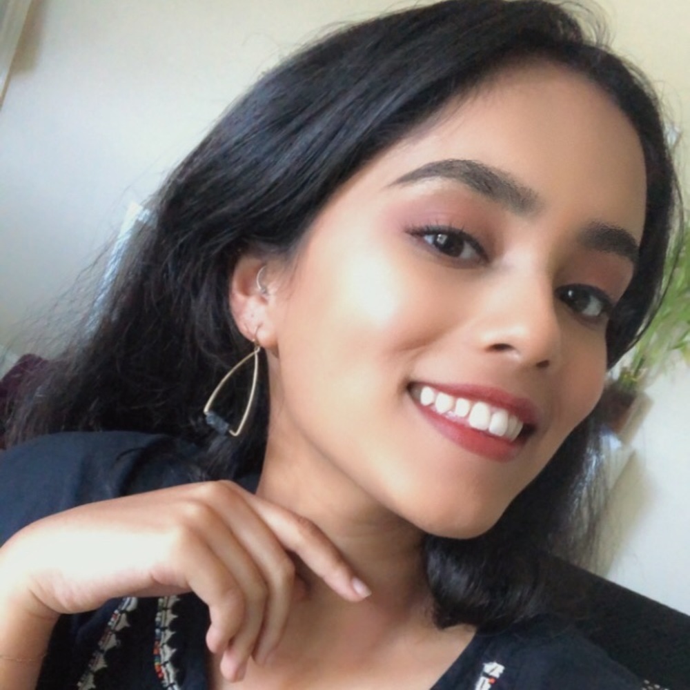 Meet your Posher, Esha